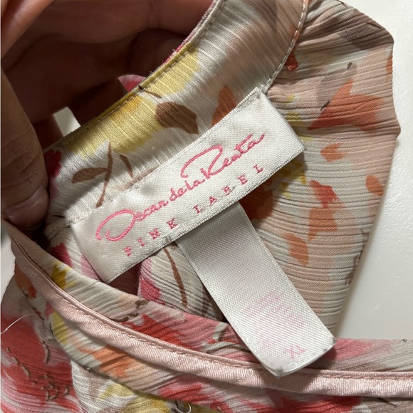 Oscar de la Renta slip - Picture 3 of 3